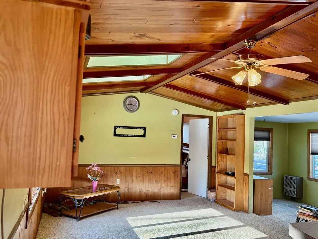 176 Lower Collins Street Seabrook NH 03874