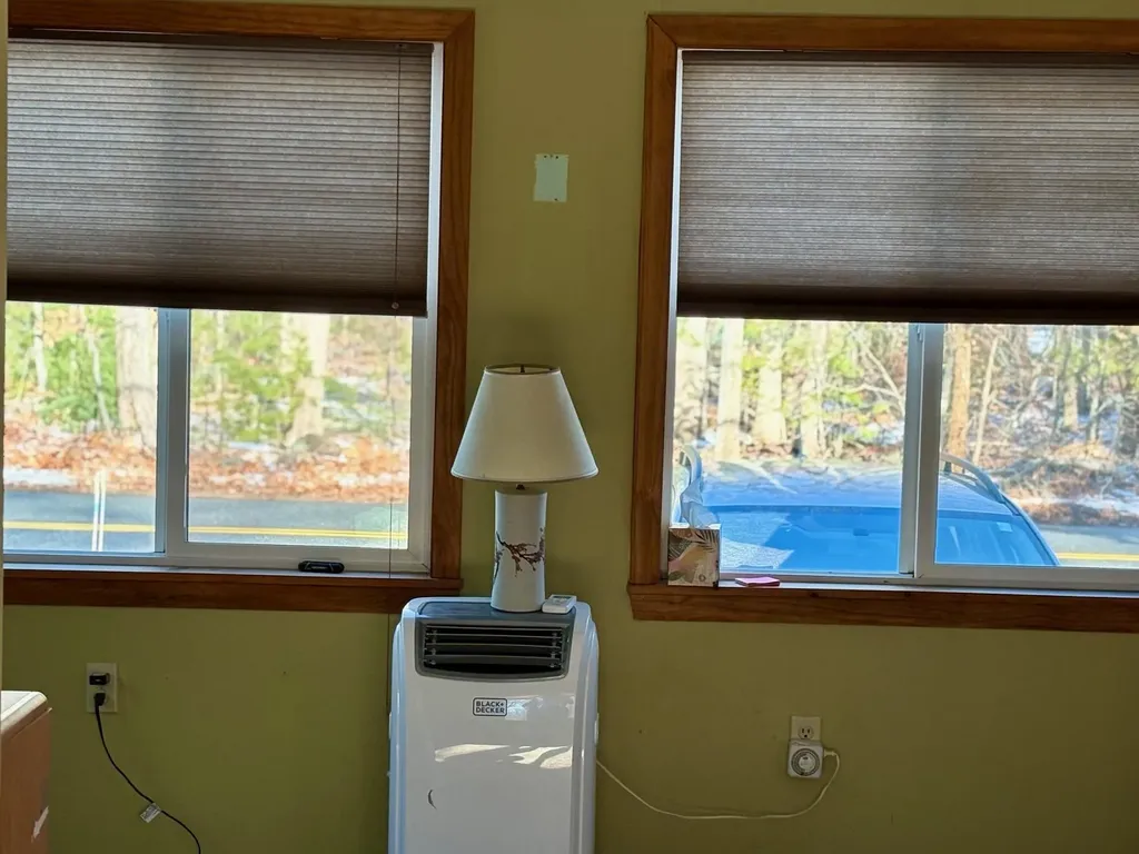 176 Lower Collins Street Seabrook NH 03874