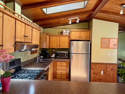 176 Lower Collins Street Seabrook NH 03874