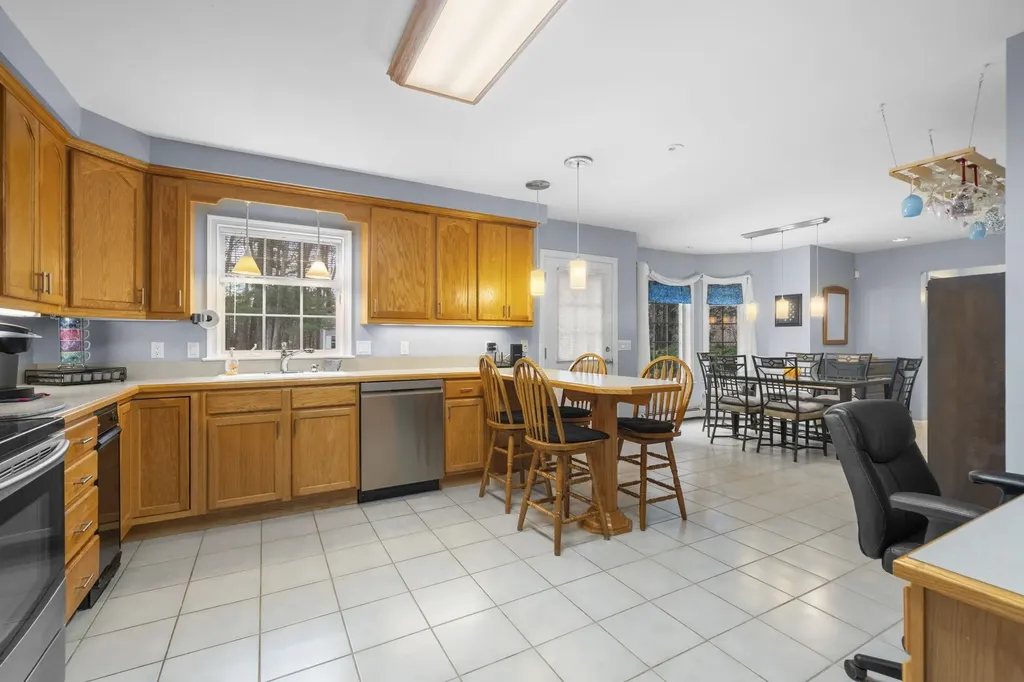 286 Londonderry Turnpike Hooksett NH 03106