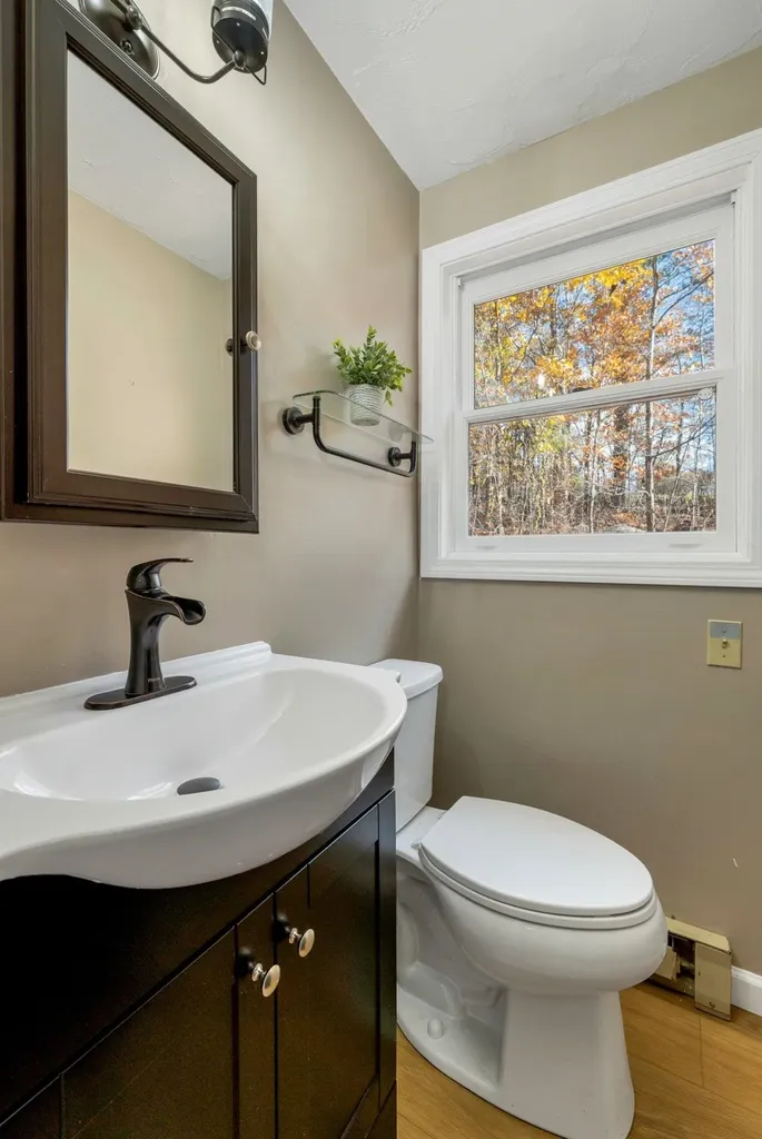 147 Weirs Boulevard Laconia NH 03246