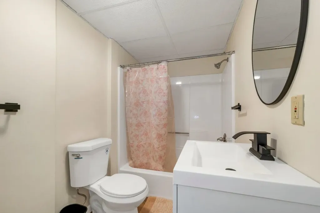 147 Weirs Boulevard Laconia NH 03246