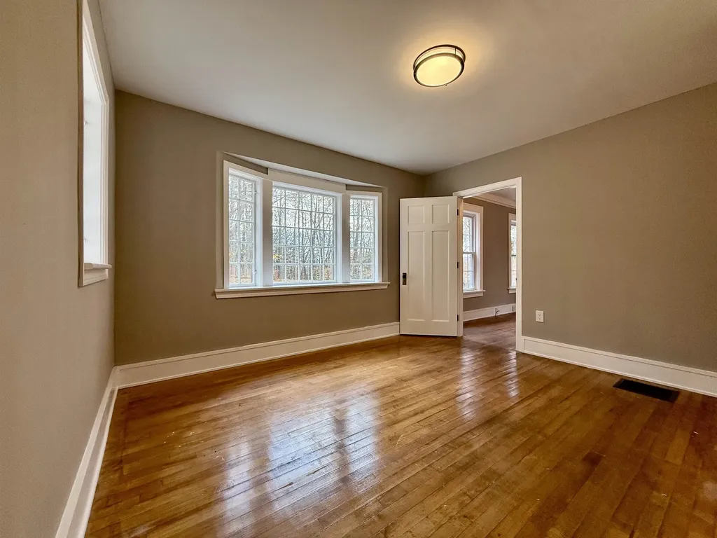 28 Leach Avenue Franklin NH 03235