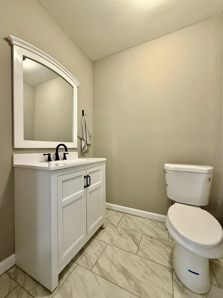 28 Leach Avenue Franklin NH 03235