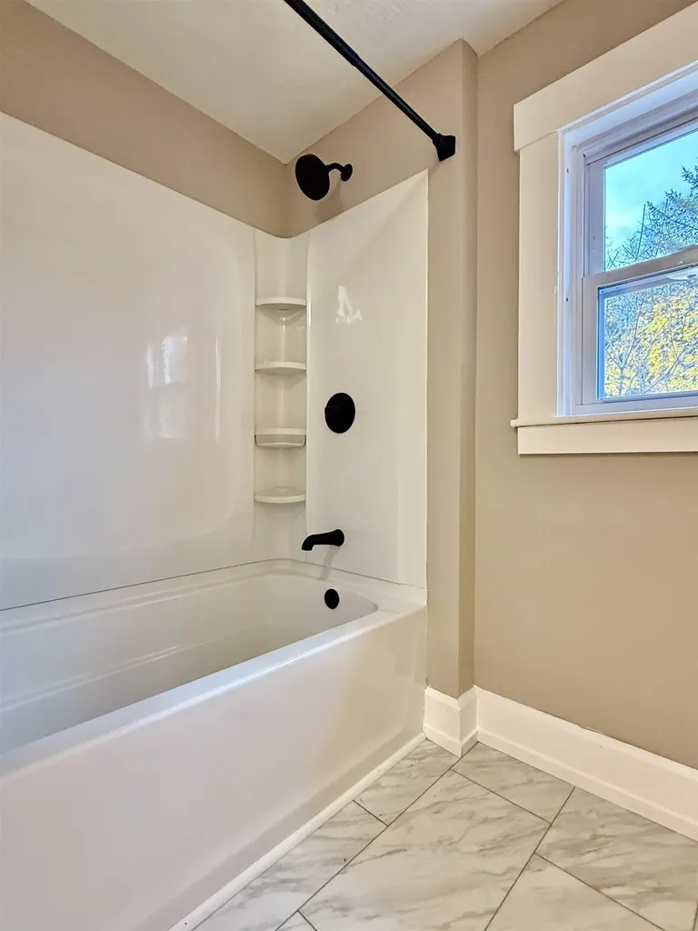 28 Leach Avenue Franklin NH 03235