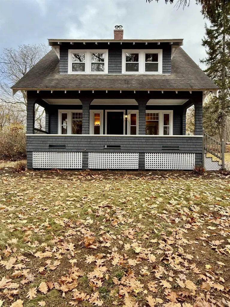 28 Leach Avenue Franklin NH 03235