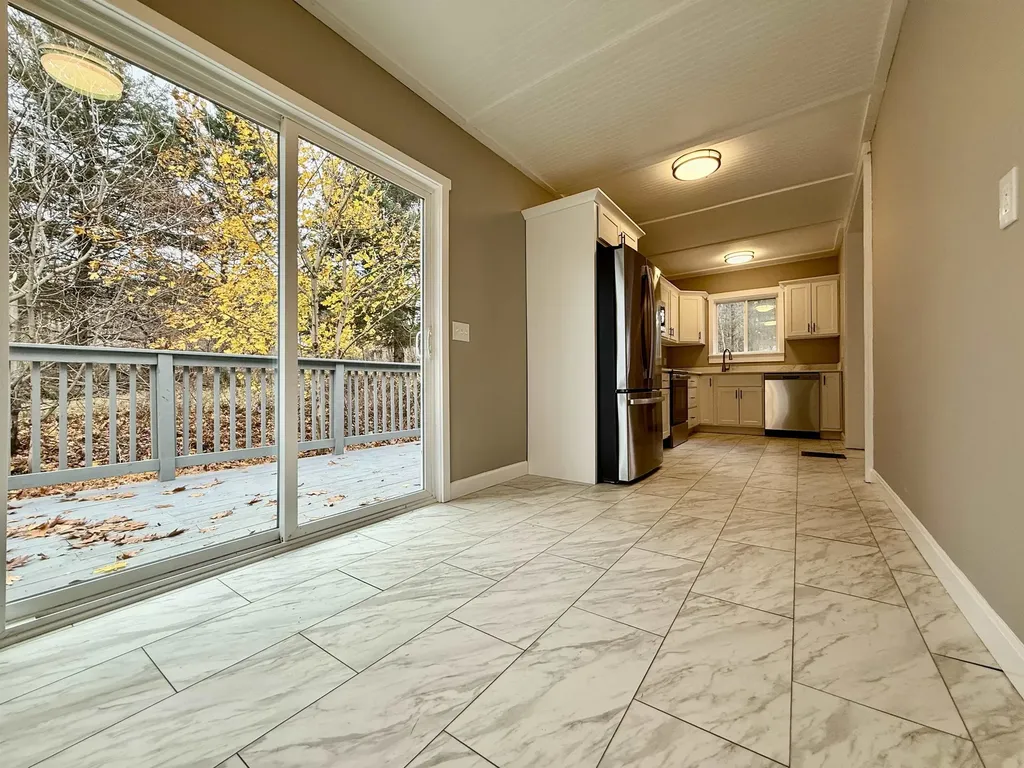 28 Leach Avenue Franklin NH 03235