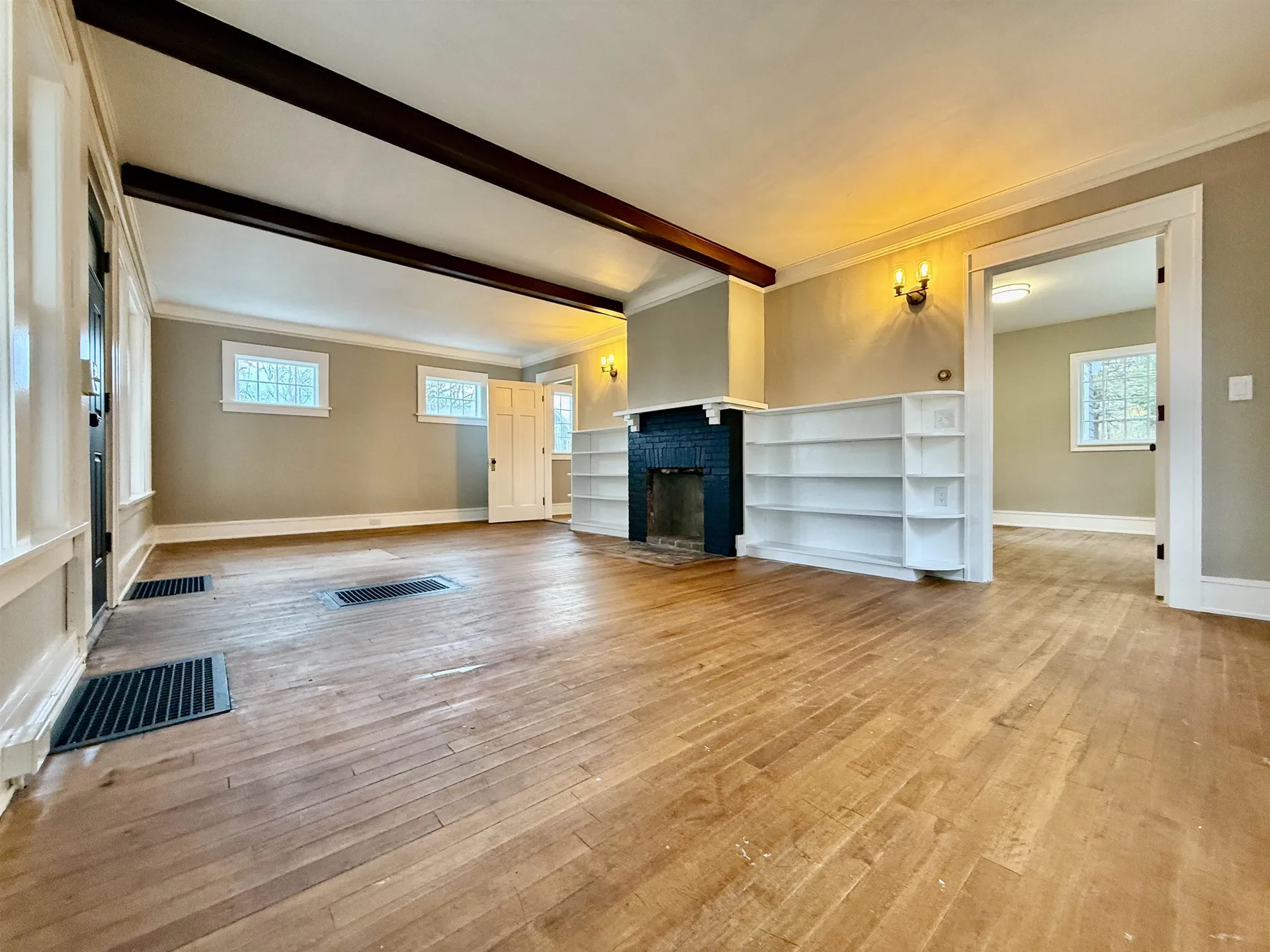 28 Leach Avenue Franklin NH 03235