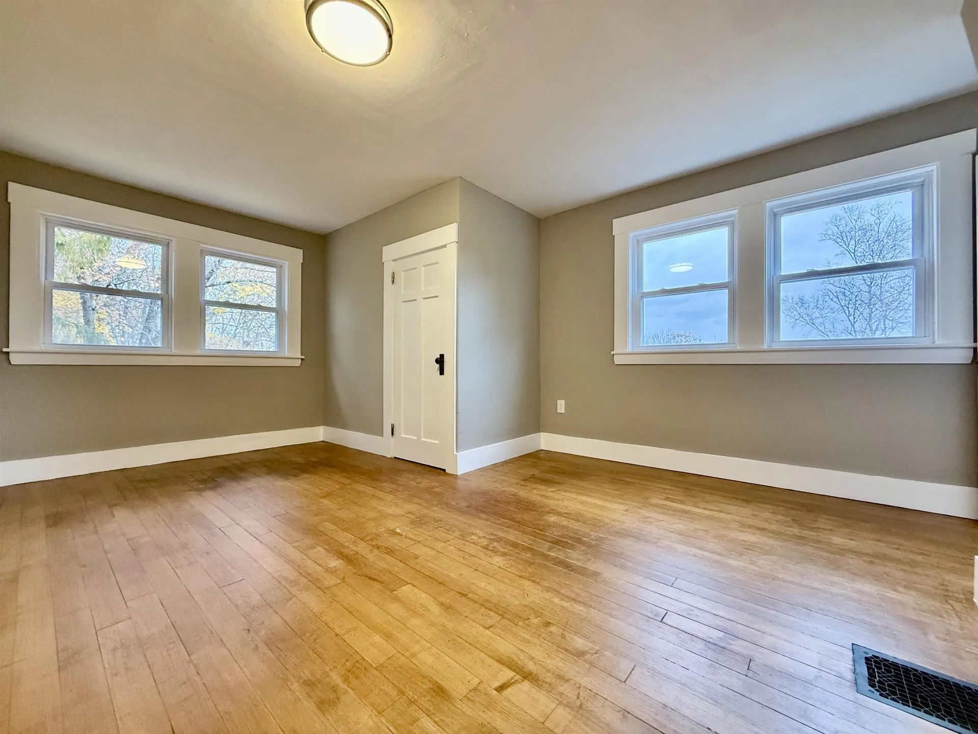 28 Leach Avenue Franklin NH 03235