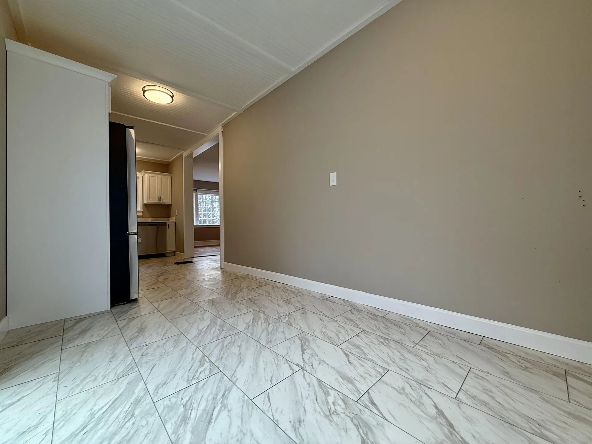 28 Leach Avenue Franklin NH 03235