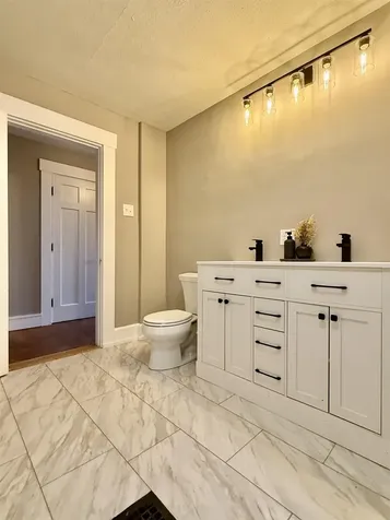 28 Leach Avenue Franklin NH 03235