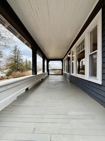 28 Leach Avenue Franklin NH 03235