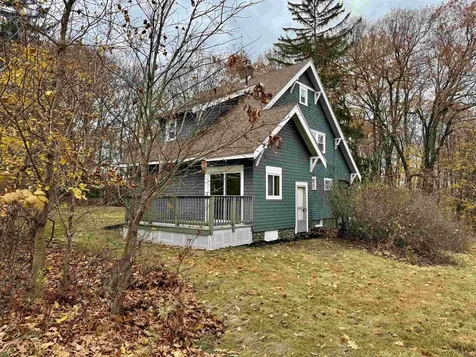 28 Leach Avenue Franklin NH 03235