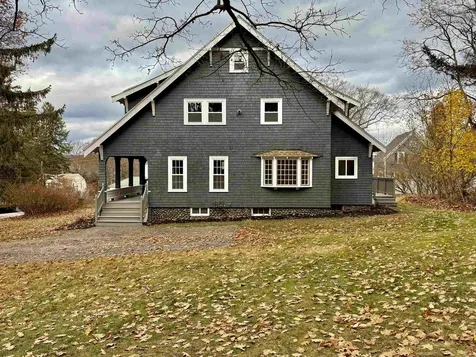 28 Leach Avenue Franklin NH 03235