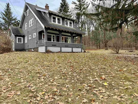 28 Leach Avenue Franklin NH 03235