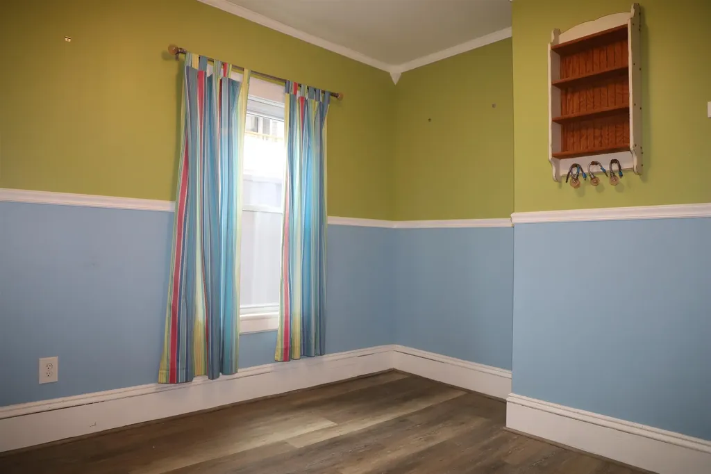 24 South Street Rockingham VT 05101