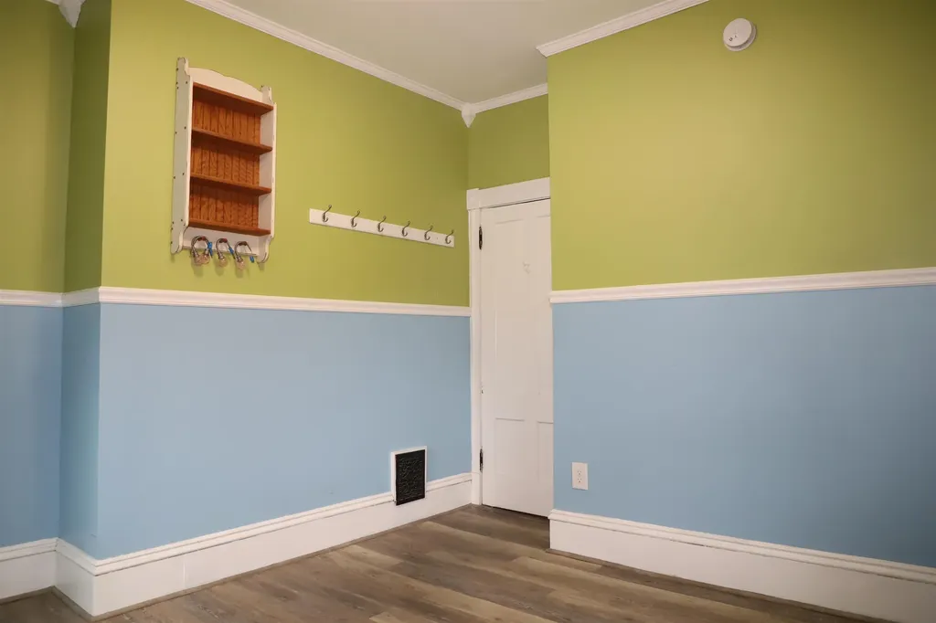 24 South Street Rockingham VT 05101