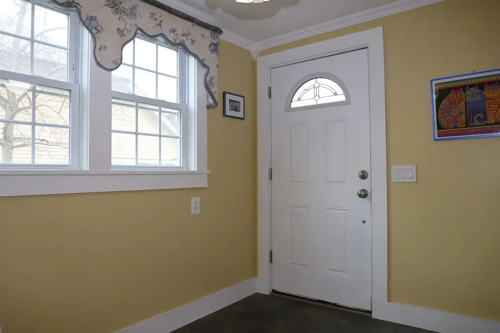 24 South Street Rockingham VT 05101