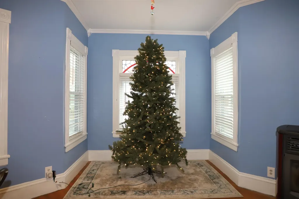 24 South Street Rockingham VT 05101