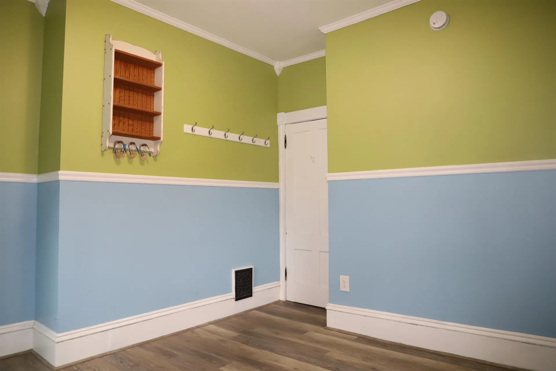 24 South Street Rockingham VT 05101