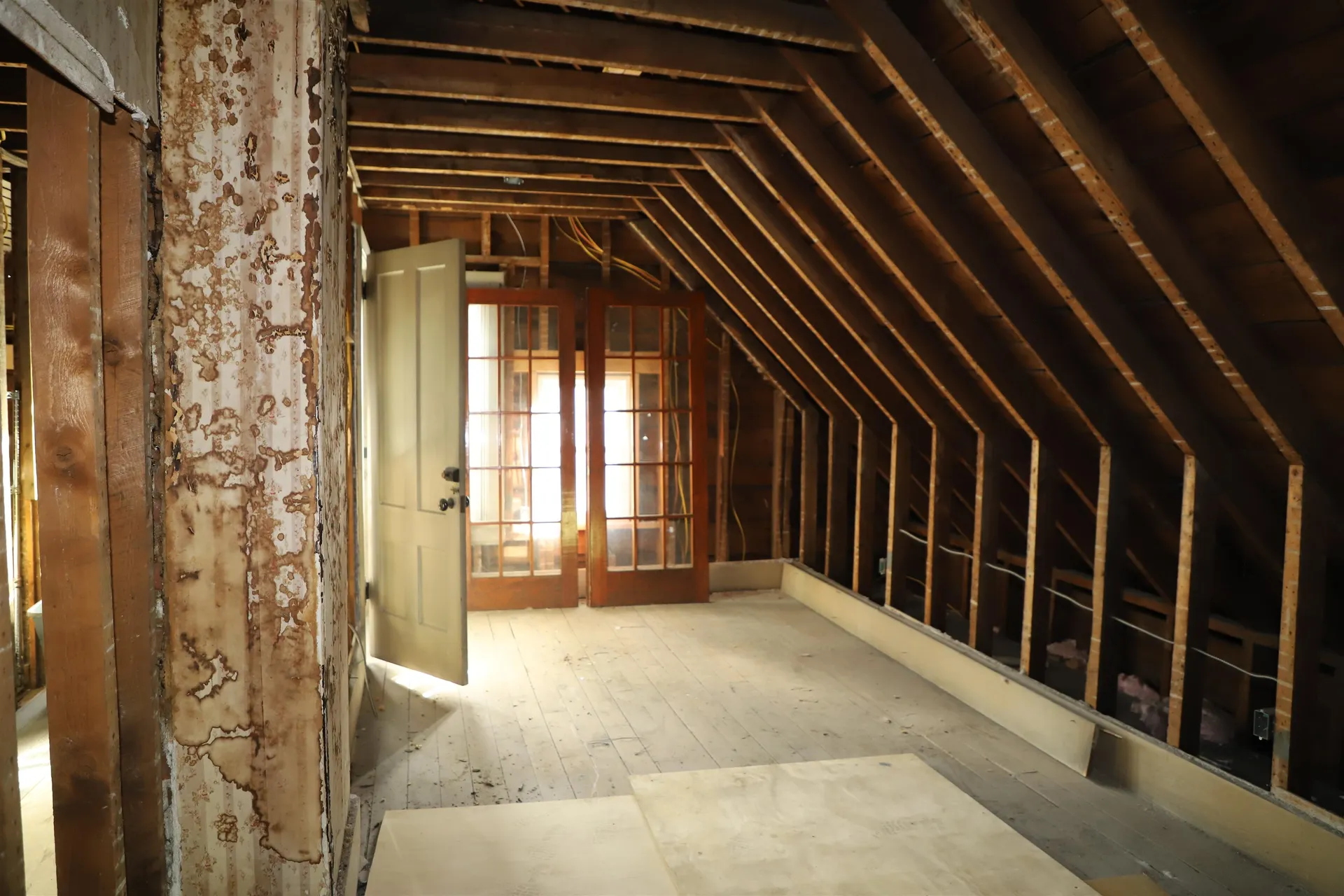 24 South Street Rockingham VT 05101