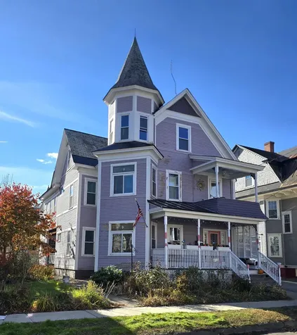 24 South Street Rockingham VT 05101