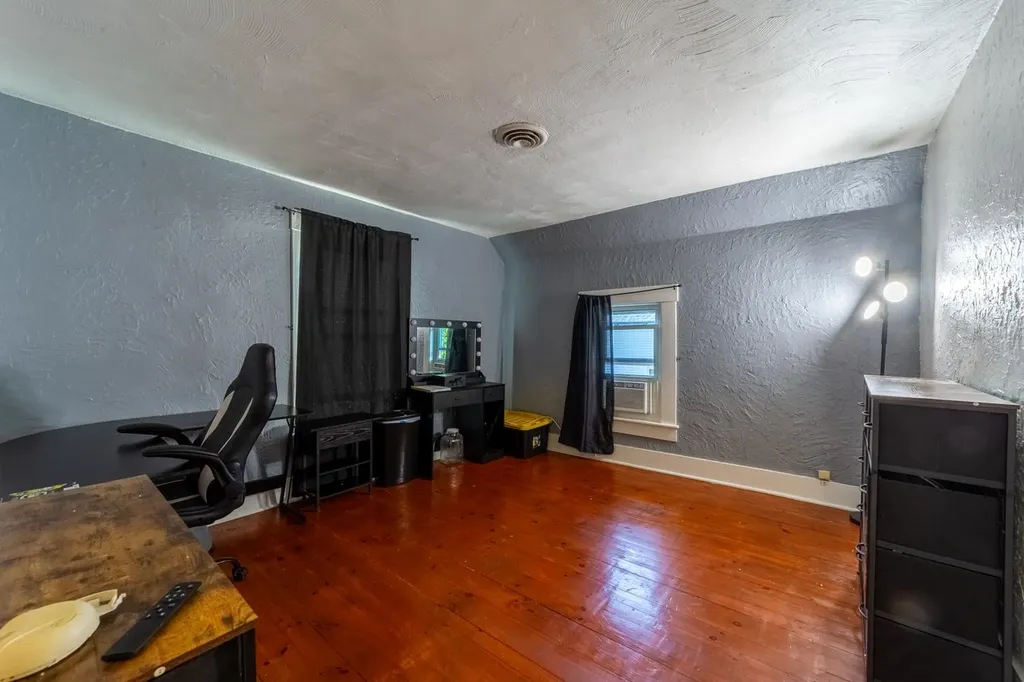 66 Lyford Street Laconia NH 03246