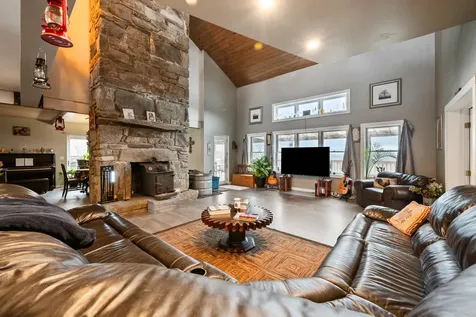 947 Foster Hill Road Landaff NH 03585