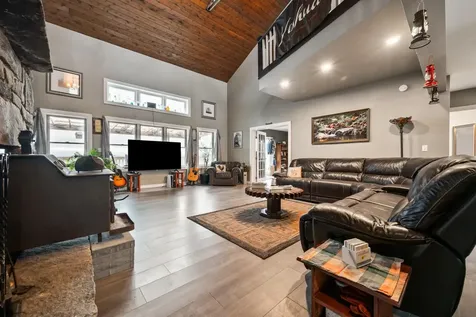 947 Foster Hill Road Landaff NH 03585