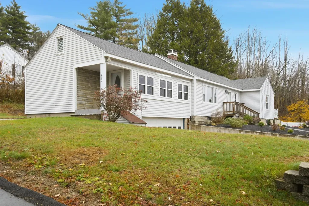203 Brickett Hill Road Pembroke NH 03275