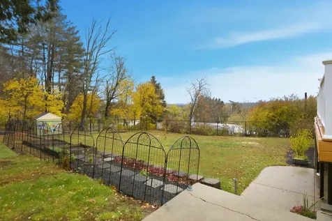 203 Brickett Hill Road Pembroke NH 03275