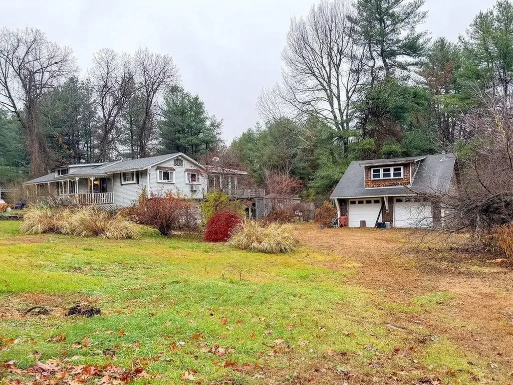 54 Dracut Road Hudson NH 03051