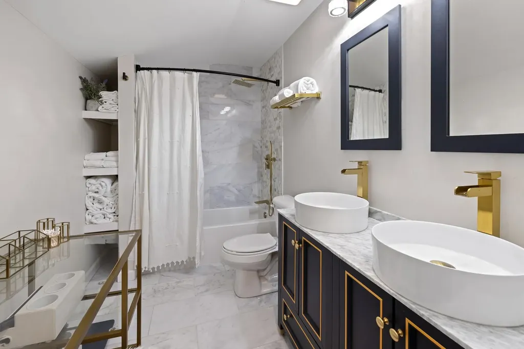 24 North Branch Road Winhall VT 05340