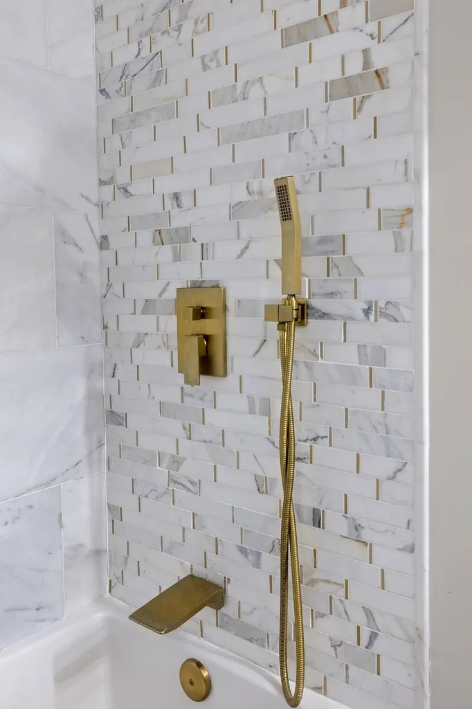 24 North Branch Road Winhall VT 05340