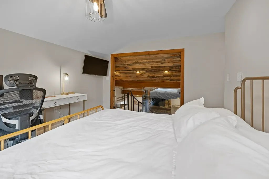 24 North Branch Road Winhall VT 05340