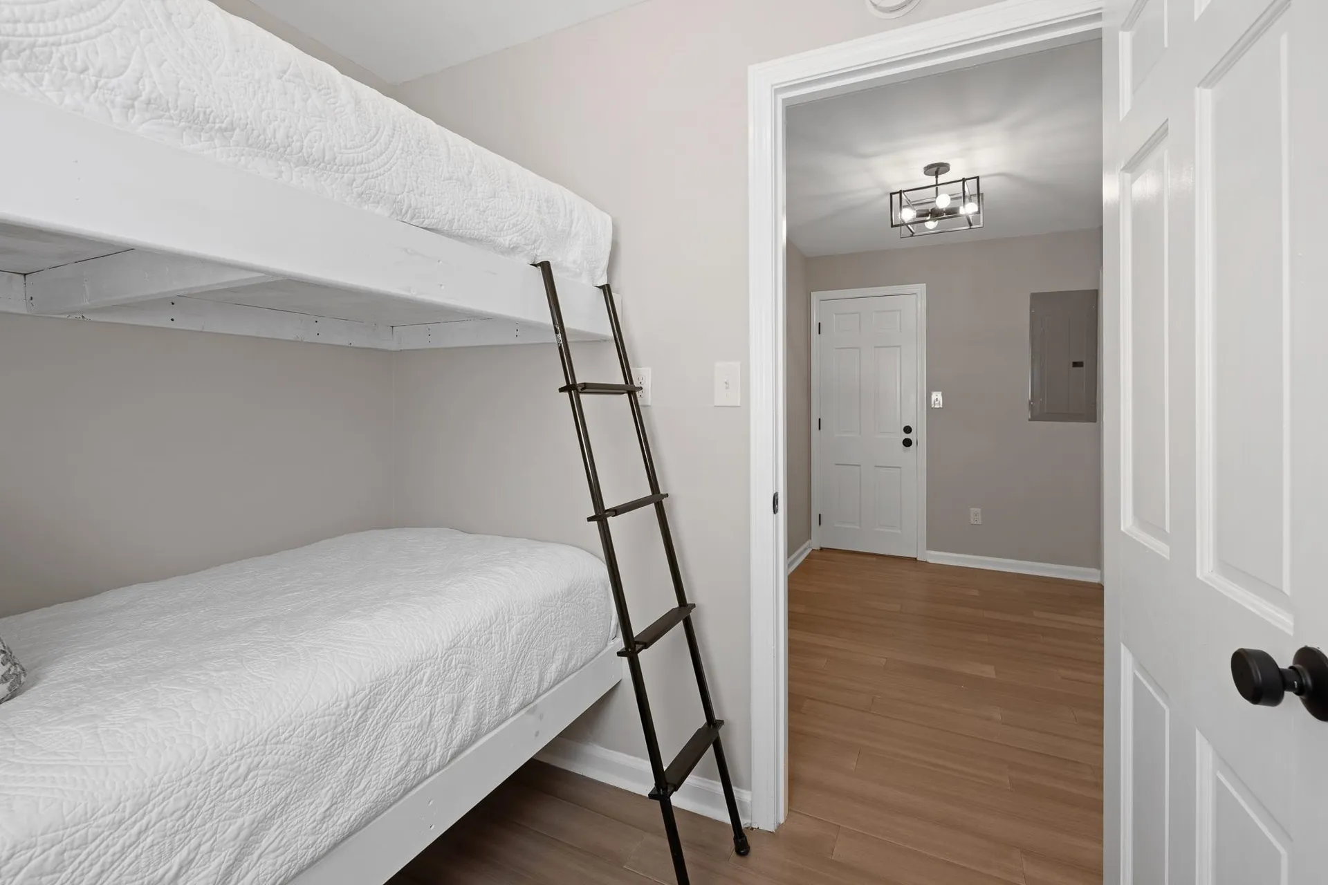 24 North Branch Road Winhall VT 05340