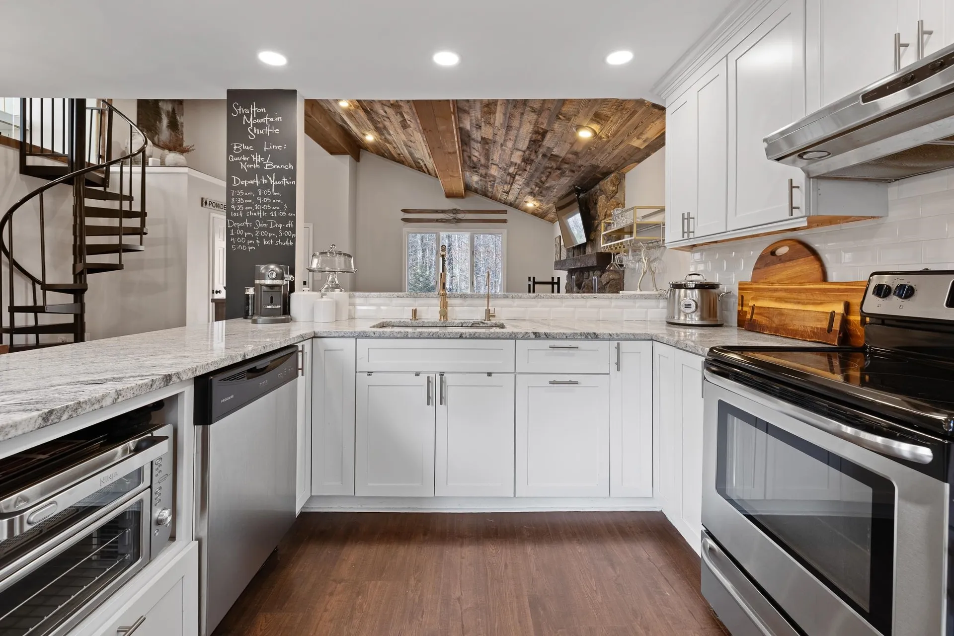 24 North Branch Road Winhall VT 05340