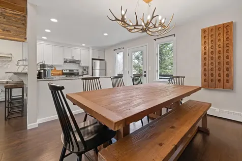 24 North Branch Road Winhall VT 05340