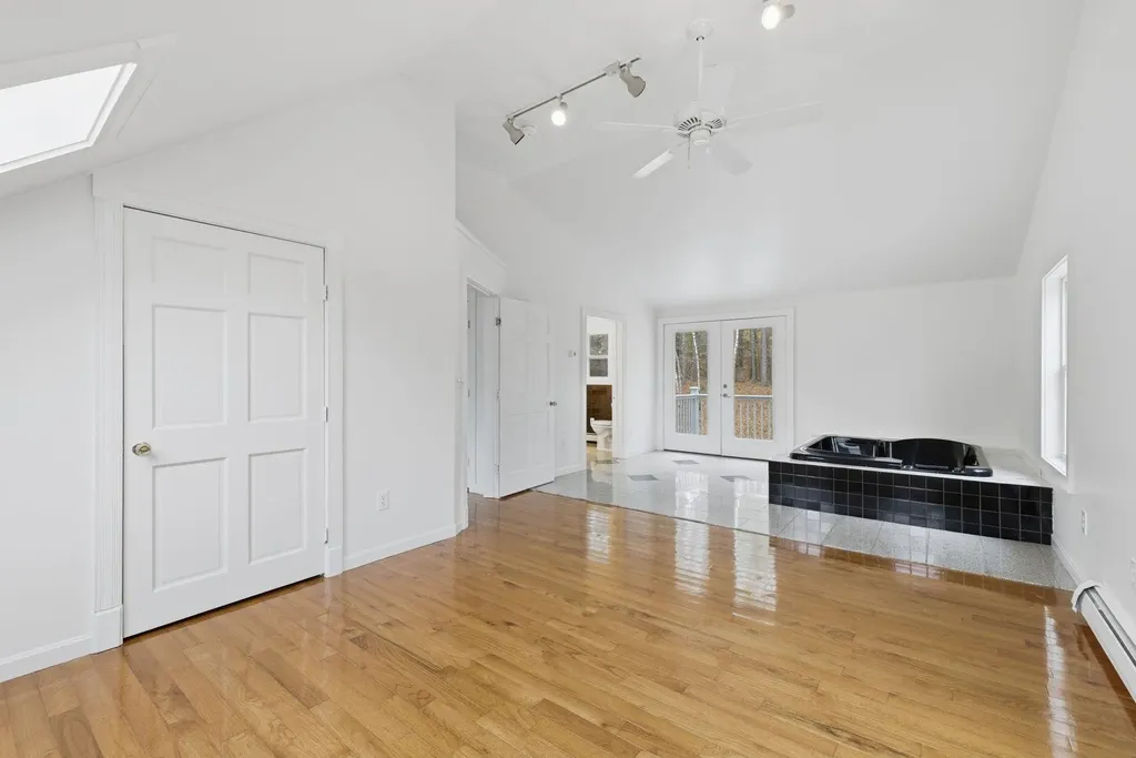 532 Frank C Gilman Highway Alton NH 03809