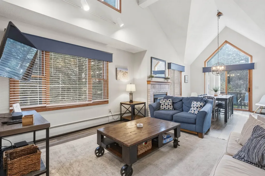 13 Woodsview Lane Lincoln NH 03251