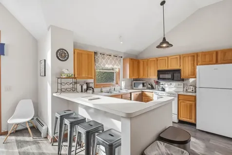 13 Woodsview Lane Lincoln NH 03251