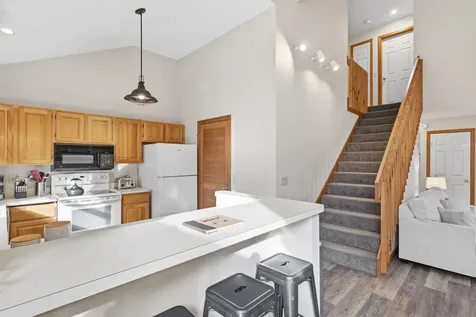 13 Woodsview Lane Lincoln NH 03251