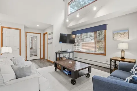 13 Woodsview Lane Lincoln NH 03251