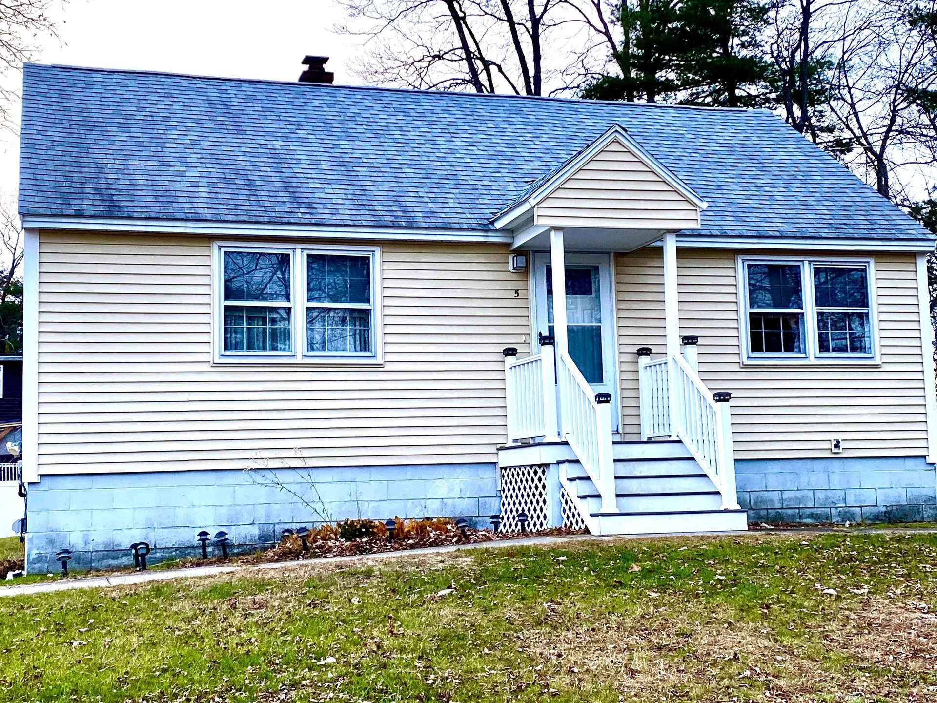 5 Brian Avenue Salem NH 03079