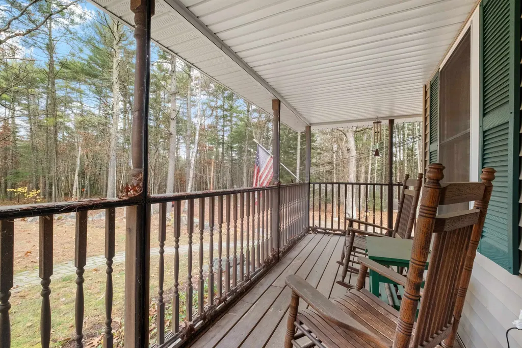 79 Woodward Road Merrimack NH 03054