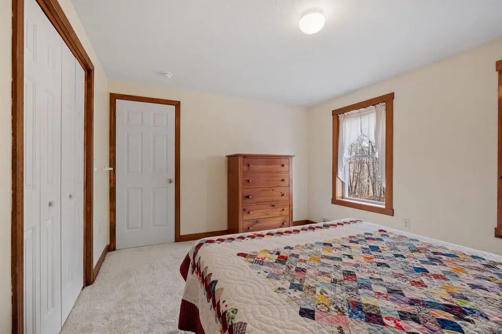 79 Woodward Road Merrimack NH 03054