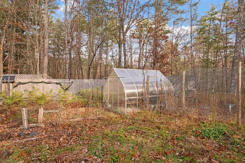 79 Woodward Road Merrimack NH 03054