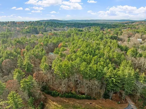 79 Woodward Road Merrimack NH 03054