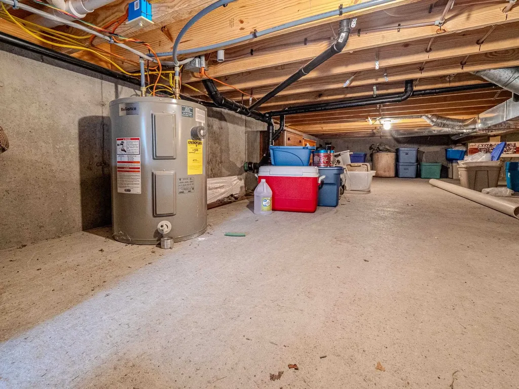 136 Cones Point Road Poultney VT 05764