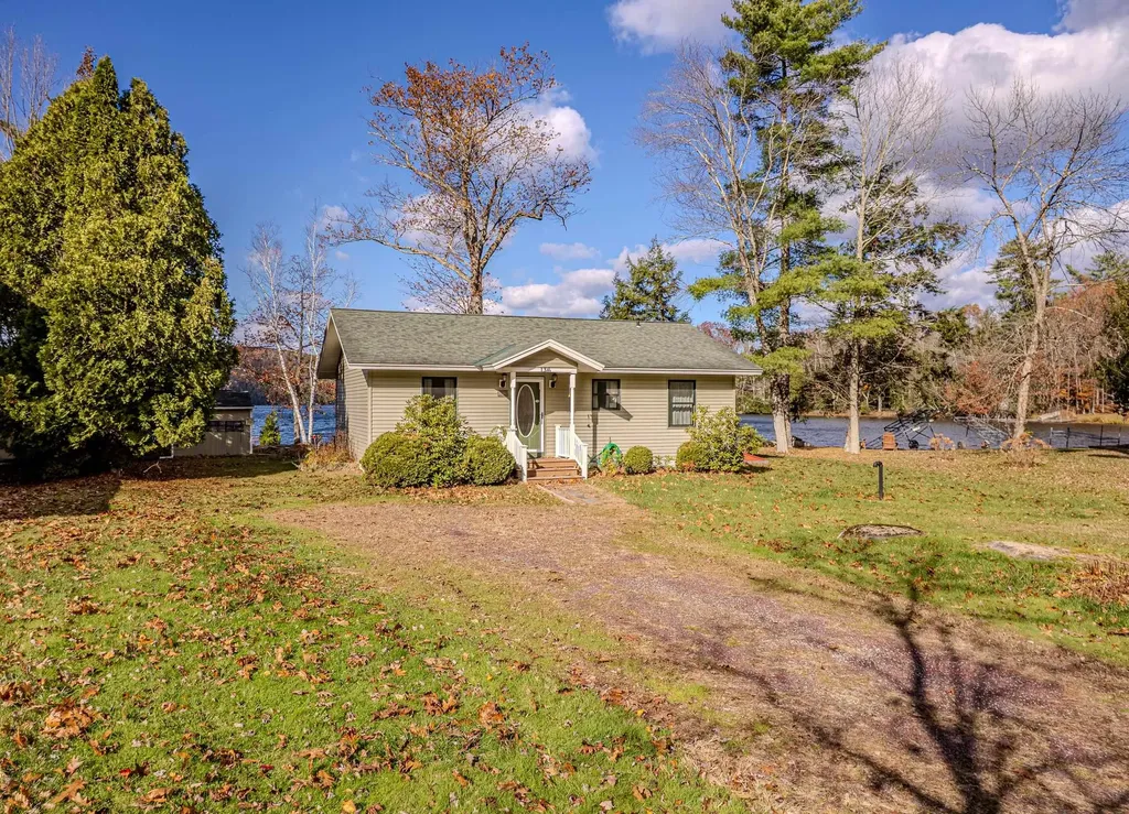 136 Cones Point Road Poultney VT 05764